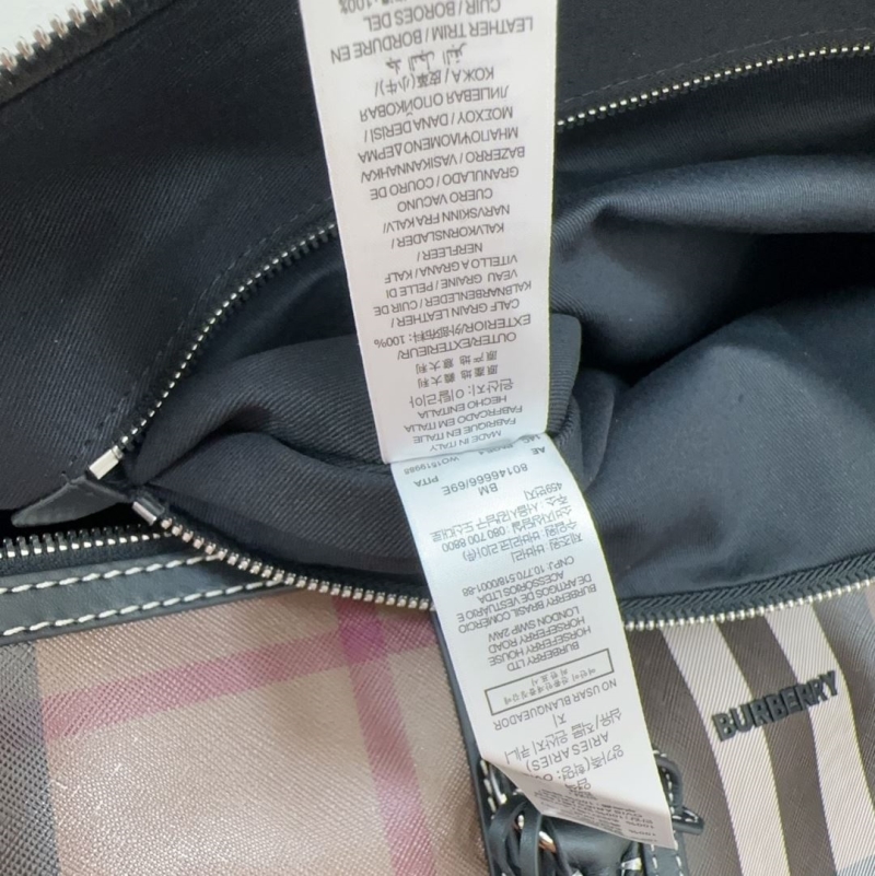 Bv*b*rry travel bags